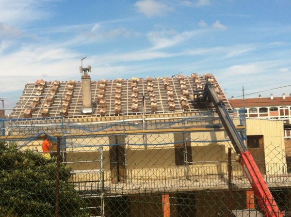 Réparation de toit, Septèmes